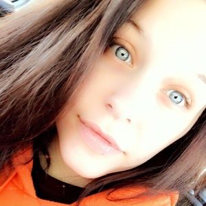 Meet your Posher, Faith